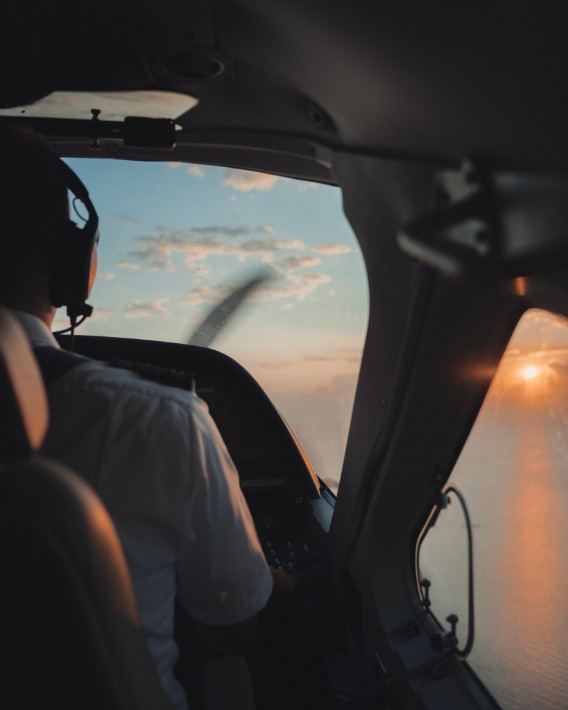 At Cycladic, every flight is guided by two expert pilots 🧑‍✈️From takeoff to touchdown, enjoy a smooth and confident journey.
#FlyCycladic #CloserThanEver #PrivateFlights #GreeceFromAbove